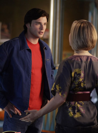Illustration for article titled Who's Kissing Clark In Next Week's Smallville Episode?